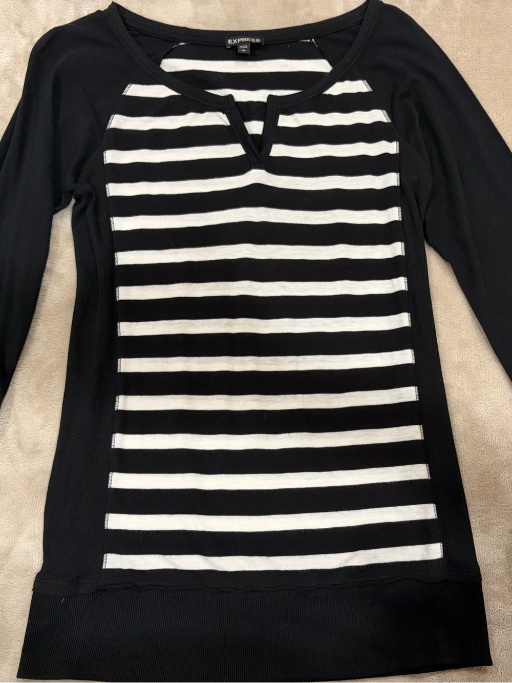 Express women’s small 3/4 sleeve t-shirt